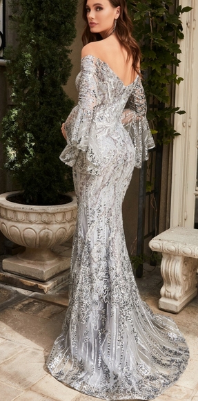 Formal dress - Picture 8 of 10